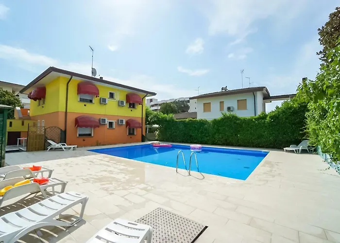 Carola Apartment *