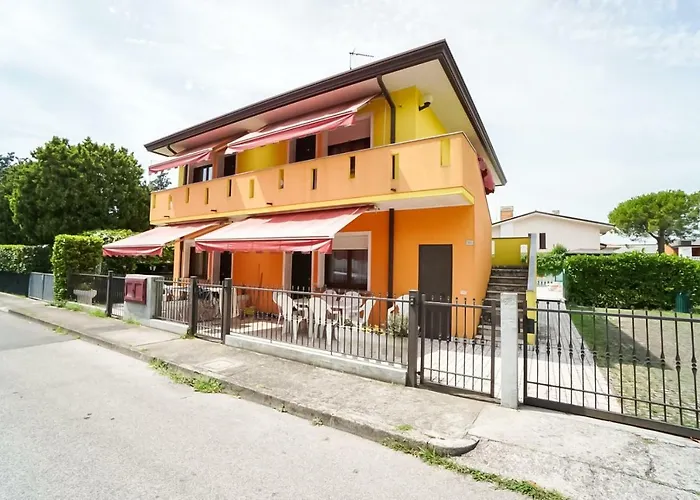 Carola アパート *